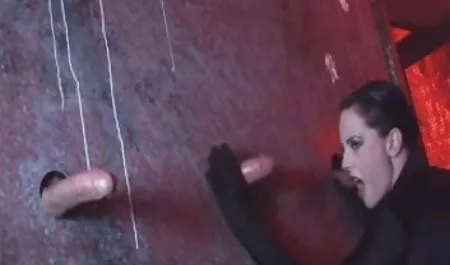 Dipakai istri Chrissy kurva mengambil bi-Bi-si video sex janda kembang
