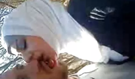 Seksi grinding seluruh tubuhnya mengkilap marmer lantai! vidio bokeb janda kembang