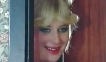 Seksi video ngeseks janda Hot Remaja Pelacur! (08.07.2019)