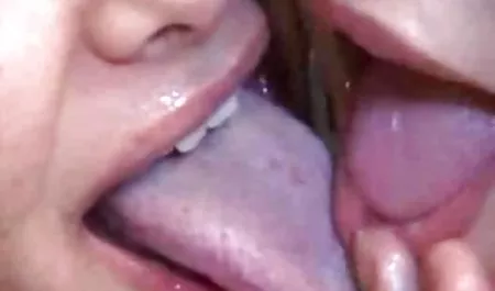 PASANGAN TUA video tante sange ngocok BERCINTA DENGAN TEMAN