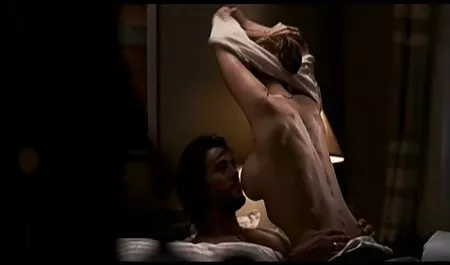 ibu video bokep tante muda membantu anak tirinya