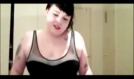 Toket bokep tante janda kencang cewek seksi toket besar dengan Nick