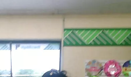 Jembut video bokep janda kembang tebal wanita tua Putih penetrasi ganda pakaian dalam wanita