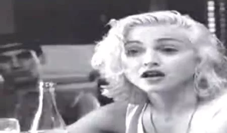 Pribadi rumah video panas BJ video bokep janda genit ganda!