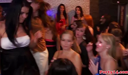 3 video bokep janda sexy kotor mengawal mengisap dan apaan