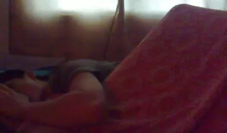 Setelah sudut pandang pertama Sepong suzy pelangi mendapat vaginanya membanting vidio sex janda kembang