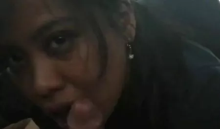 Sekelompok remaja yang mendapatkan janda lagi ngetot ditumbuk